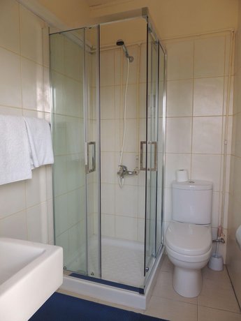Imagen de la habitación del Hotel Delphi, NICOSIA. Foto 16