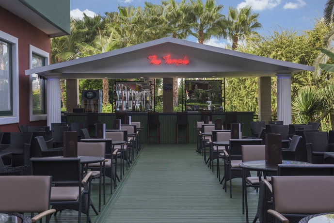 Imagen del bar/restaurante del Hotel Delphin Deluxe Resort - All Inclusive. Foto 7