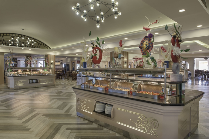 Imagen del bar/restaurante del Hotel Delphin Diva Premiere - All Inclusive. Foto 3