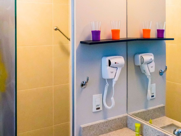 Imagen de la habitación del Hotel Delphin Surf. Foto 18