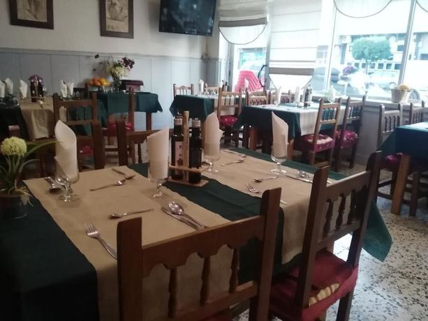Imagen del bar/restaurante del Hotel Delphos. Foto 4