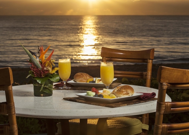 Imagen del bar/restaurante del Hotel Delray Sands Resort. Foto 5