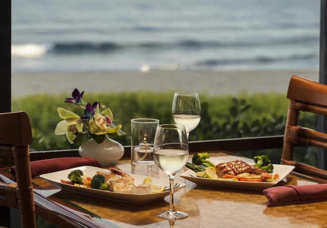 Imagen del bar/restaurante del Hotel Delray Sands Resort. Foto 6