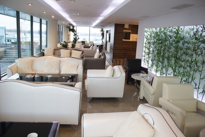 Imagen de los interiores del Hotel Delta 4. Foto 13