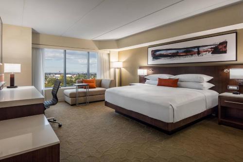 Imagen de la habitación del Hotel Delta Hotel Philadelphia Airport. Foto 13