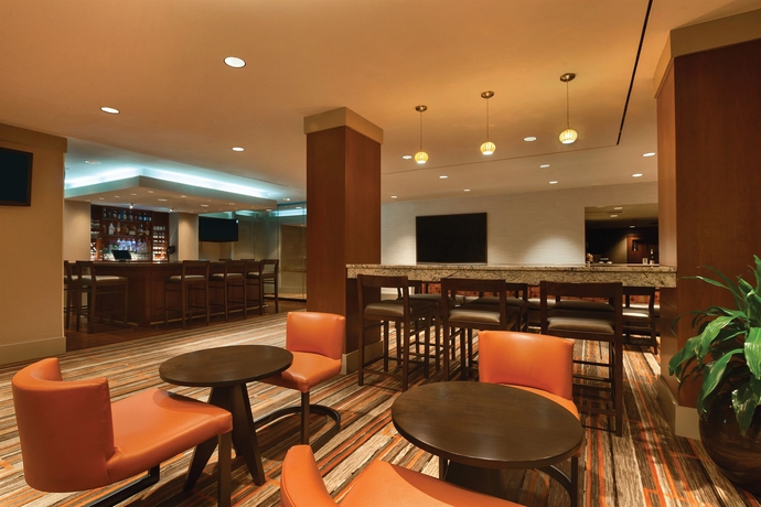 Imagen del bar/restaurante del Hotel Delta Hotels By Marriott Baltimore North. Foto 5