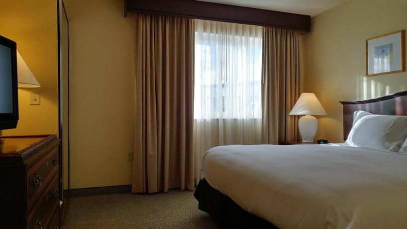 Imagen de la habitación del Hotel Delta Hotels By Marriott Burlington. Foto 5
