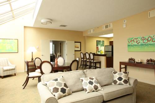 Imagen de la habitación del Hotel Delta Hotels By Marriott Cincinnati Sharonville. Foto 4