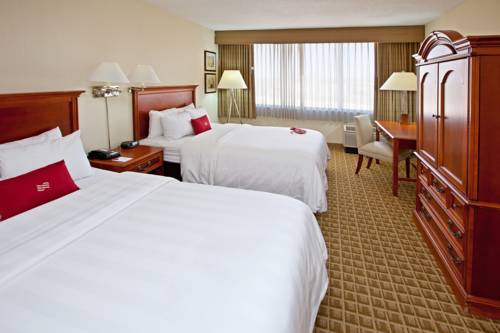 Imagen de la habitación del Hotel Delta Hotels By Marriott Cincinnati Sharonville. Foto 9