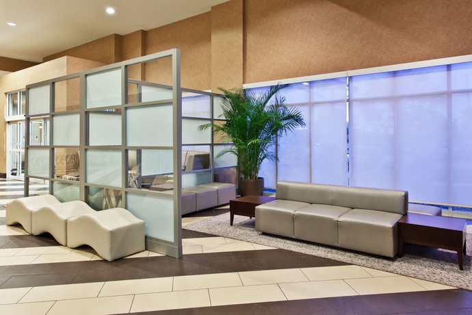Imagen de los interiores del Hotel Delta Hotels By Marriott Columbia Northeast. Foto 11