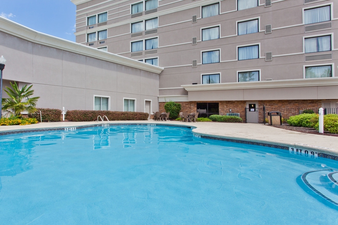 Imagen de la piscina del Hotel Delta Hotels By Marriott Columbia Northeast. Foto 16