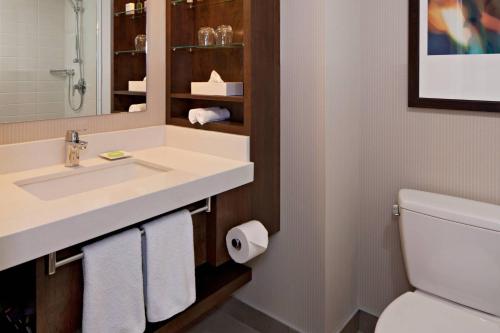 Imagen general del Hotel Delta Hotels By Marriott Edmonton South Conference Centre. Foto 5
