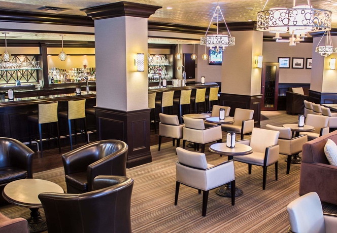 Imagen del bar/restaurante del Hotel Delta Hotels By Marriott Fredericton. Foto 2