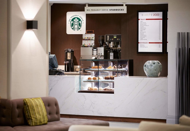 Imagen del bar/restaurante del Hotel Delta Hotels By Marriott Fredericton. Foto 8