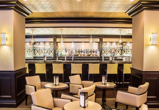 Imagen del bar/restaurante del Hotel Delta Hotels By Marriott Fredericton. Foto 9