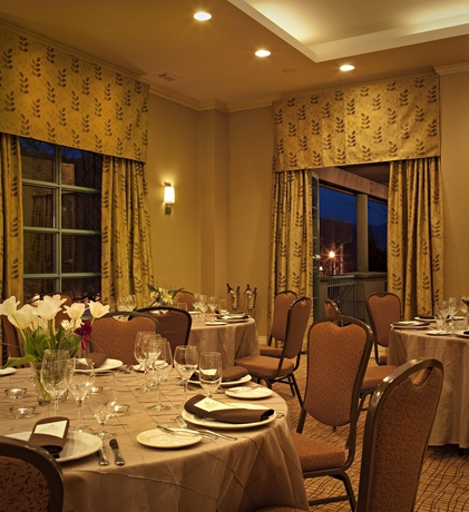 Imagen de los interiores del Hotel Delta Hotels By Marriott Grand Okanagan Resort. Foto 11