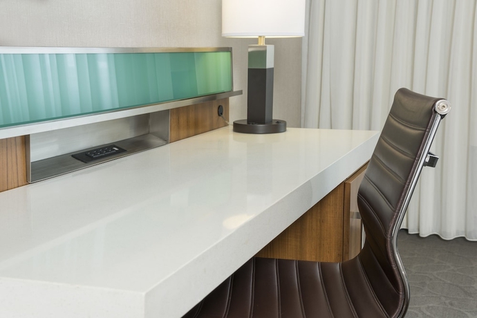Imagen de la habitación del Hotel Delta Hotels By Marriott Grand Rapids Airport. Foto 3