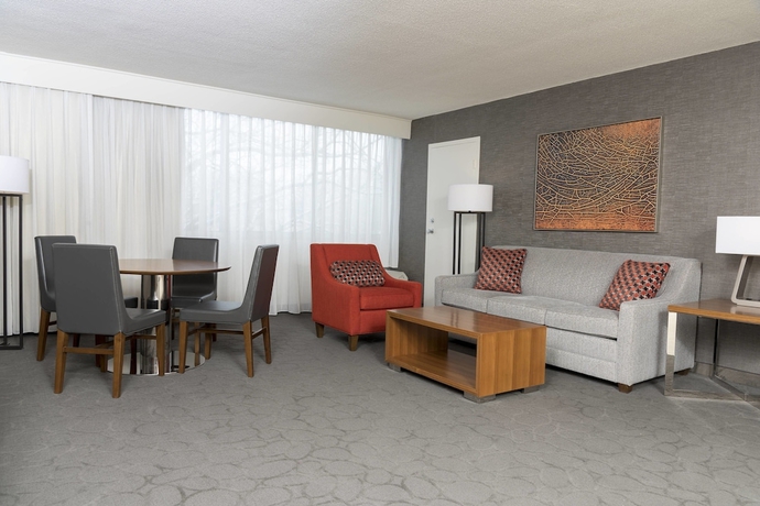 Imagen de la habitación del Hotel Delta Hotels By Marriott Grand Rapids Airport. Foto 4