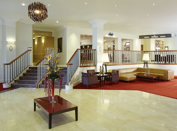 Imagen de los interiores del Hotel Delta Hotels By Marriott Heathrow Windsor. Foto 10