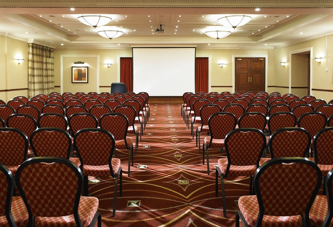 Imagen de los interiores del Hotel Delta Hotels By Marriott Huntingdon. Foto 12