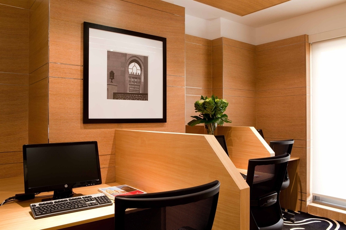 Imagen de los interiores del Hotel Delta Hotels By Marriott Jumeirah Beach, Dubai. Foto 10