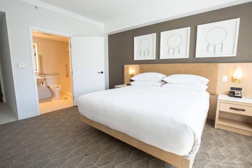 Imagen de la habitación del Hotel Delta Hotels By Marriott Kamloops. Foto 17