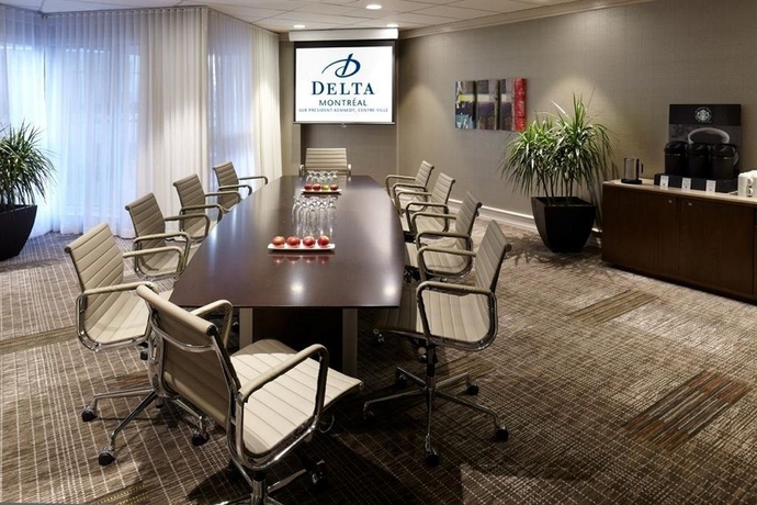 Imagen de los interiores del Hotel Delta Hotels By Marriott Montreal. Foto 6