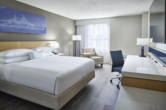 Imagen de la habitación del Hotel Delta Hotels By Marriott Norfolk Airport. Foto 8