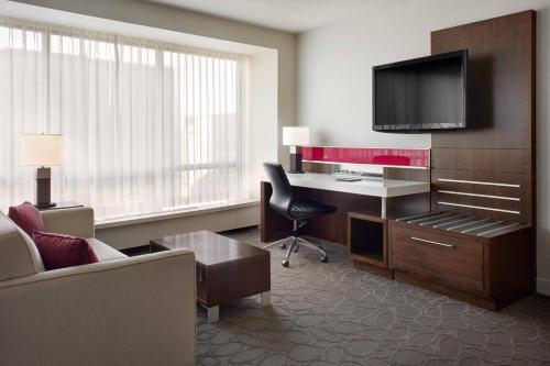 Imagen de la habitación del Hotel Delta Hotels By Marriott Ottawa City Centre. Foto 17