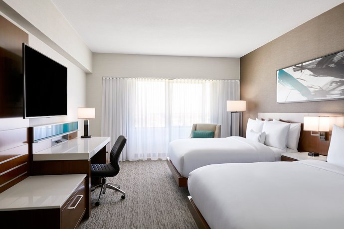 Imagen de la habitación del Hotel Delta Hotels By Marriott Phoenix Mesa. Foto 12