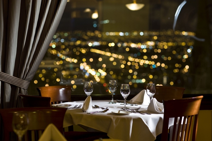 Imagen del bar/restaurante del Hotel Delta Hotels By Marriott Quebec. Foto 3