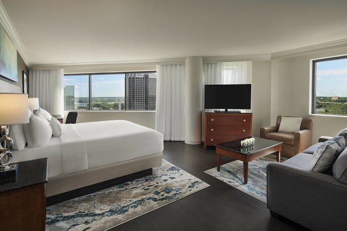 Imagen de la habitación del Hotel Delta Hotels By Marriott Richmond Downtown. Foto 11