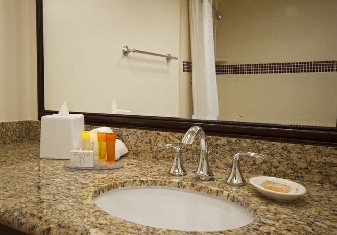 Imagen de la habitación del Hotel Delta Hotels By Marriott Santa Clara. Foto 10