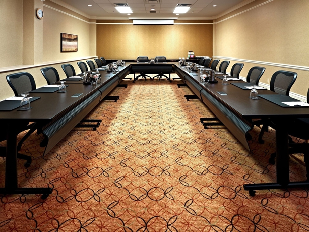 Imagen de los interiores del Hotel Delta Hotels By Marriott Saskatoon Downtown. Foto 7