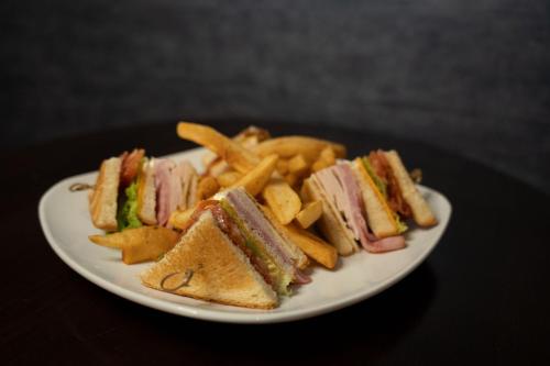 Imagen general del Hotel Delta Hotels By Marriott Toledo. Foto 5