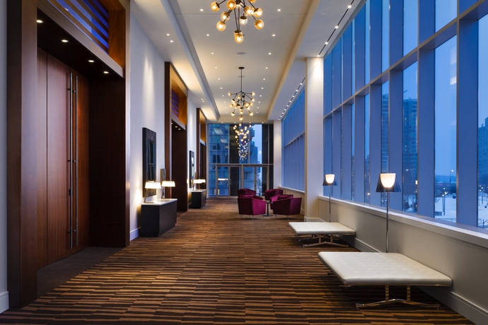 Imagen de los interiores del Hotel Delta Hotels By Marriott Toronto. Foto 8