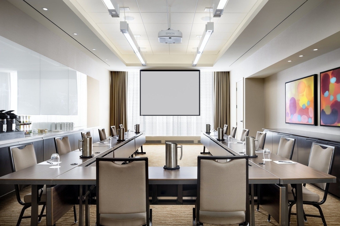 Imagen de los interiores del Hotel Delta Hotels By Marriott Toronto. Foto 9