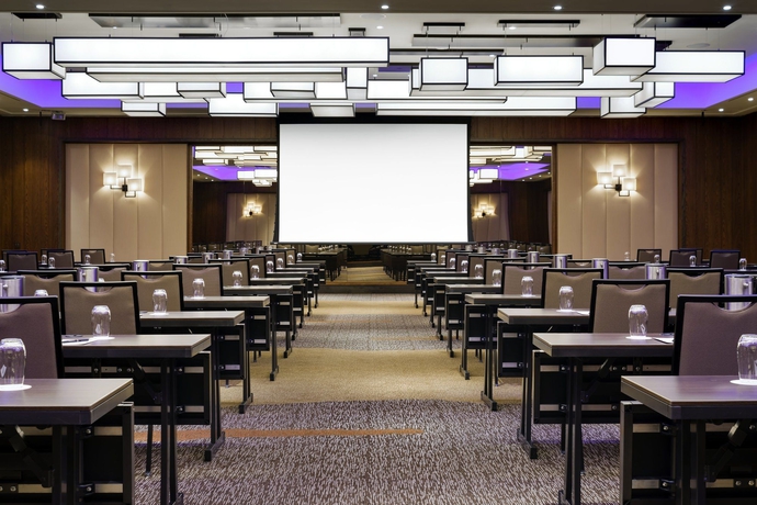 Imagen de los interiores del Hotel Delta Hotels By Marriott Toronto. Foto 12