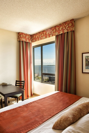 Imagen de la habitación del Hotel Delta Hotels By Marriott Trois Rivieres Conference Centre. Foto 7