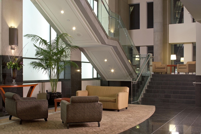 Imagen general del Hotel Delta Hotels By Marriott Vancouver Downtown Suites. Foto 1