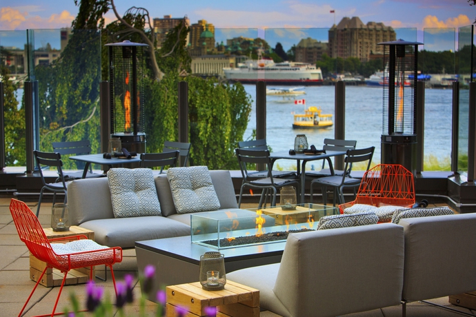 Imagen de los exteriores del Hotel Delta Hotels By Marriott Victoria Ocean Pointe Resort. Foto 9