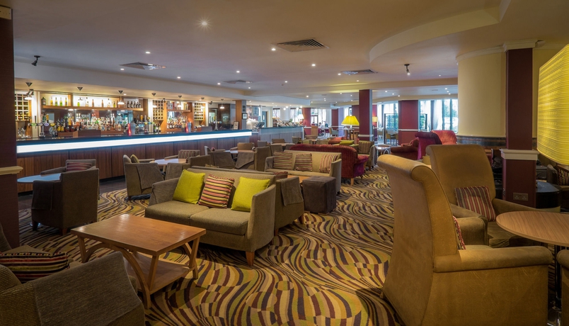 Imagen del bar/restaurante del Hotel Delta Hotels By Marriott Warwick. Foto 5