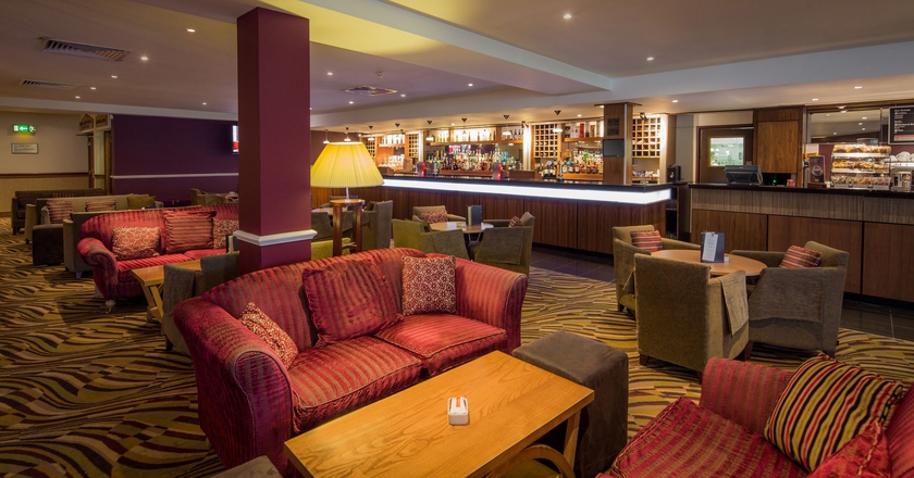 Imagen de los interiores del Hotel Delta Hotels By Marriott Warwick. Foto 15