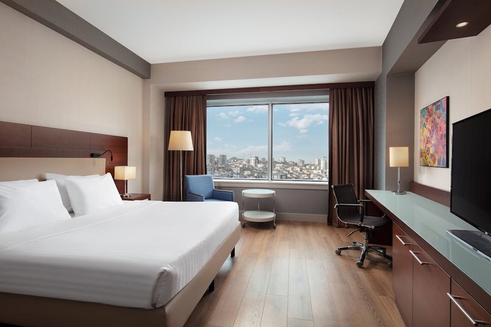 Imagen de la habitación del Hotel Delta Hotels Istanbul West. Foto 4
