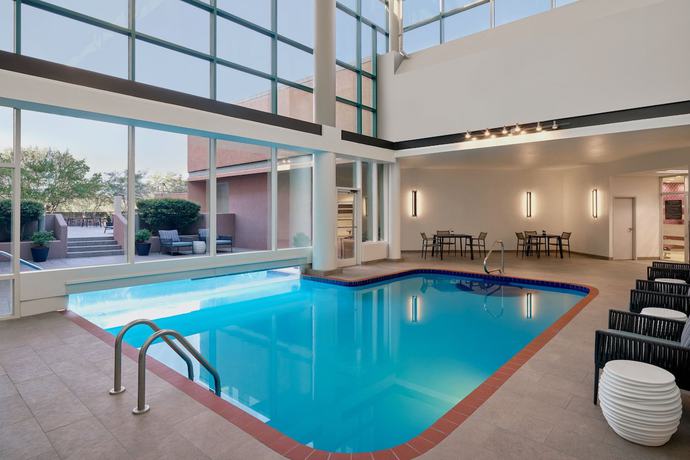 Imagen de la habitación del Hotel Delta Hotels Little Rock West. Foto 4