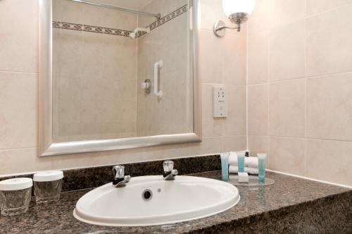 Imagen de la habitación del Hotel Delta Hotels Milton Keynes. Foto 7