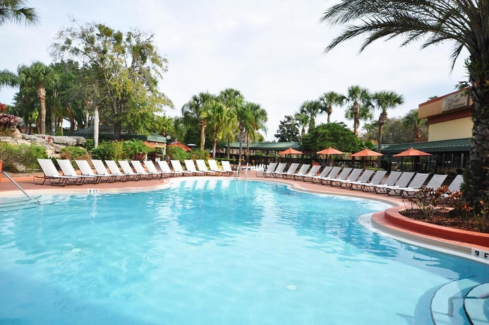 Imagen de la piscina del Hotel Delta Hotels Orlando Celebration. Foto 16