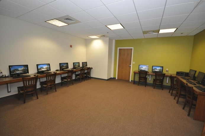 Imagen de los interiores del Hotel Delta Hotels Orlando Celebration. Foto 11