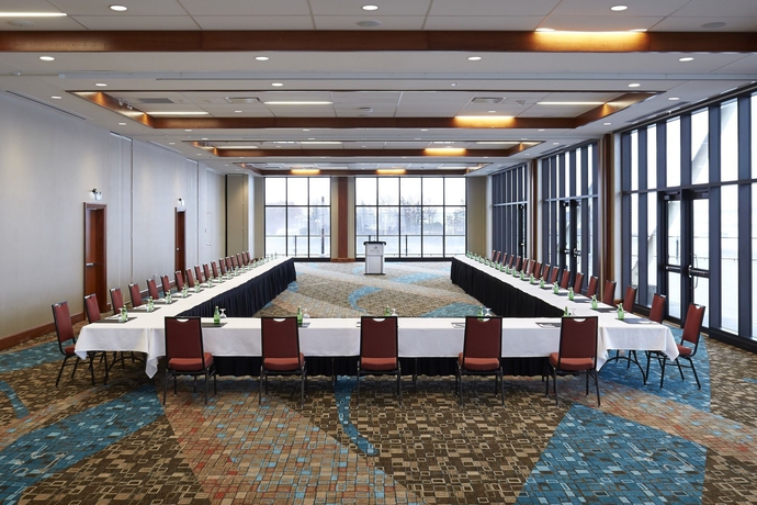 Imagen de los interiores del Hotel Delta Hotels Prince Edward By Marriott. Foto 14
