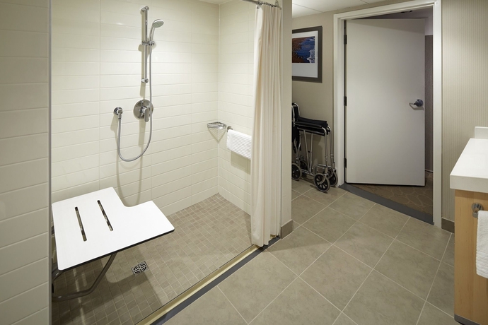 Imagen de la habitación del Hotel Delta Hotels Prince Edward By Marriott. Foto 5